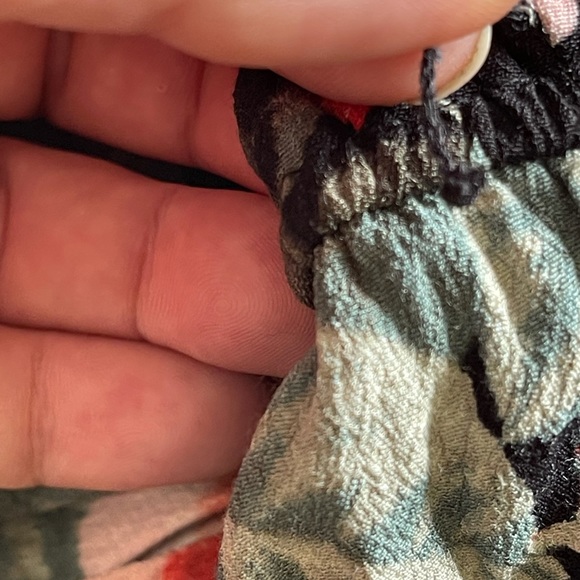 Forever 21 floral romper - Picture 6 of 6